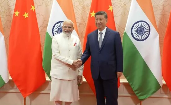 习近平晤印度总理莫迪 习：“龙象”两国须成好朋友