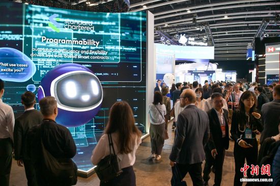 全球秩序重构，中国金融如何平衡开放与安全？