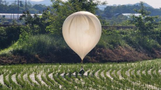 “大便气球”袭南韩，北韩再发680个“真诚礼物”