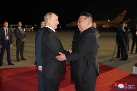 朝中社：俄罗斯总统普京抵达朝鲜进行国事访问
