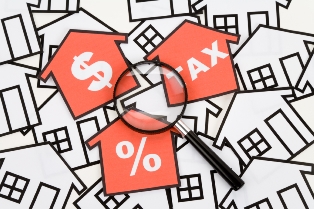 iStock_proptax-real-estate_000017357723_Small.jpg