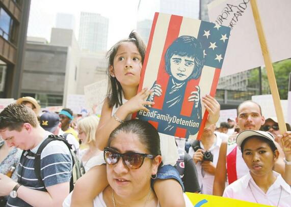 “骨肉分离”全美抗议 移民问题进一步撕裂美国社会