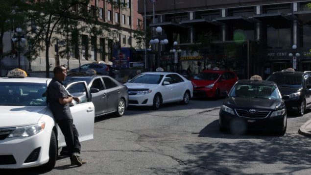 魁北克省将补偿出租车司机因Uber的损失