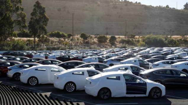Tesla怒告安省提前取消其客户购车补贴