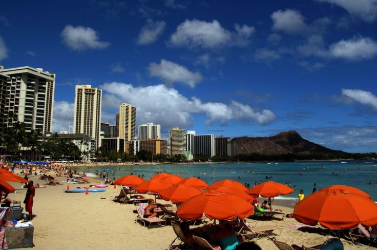 A view of Honolulu's Waikiki beach on June 15, 2010. AFP PHOTO/PATRICK BAZ (Photo credit should read PATRICK BAZ/AFP/Getty Images)