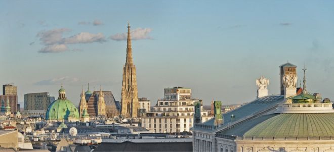 根据经济学人智库的评选，维也纳超越墨尔本，问鼎全球最宜居城市。