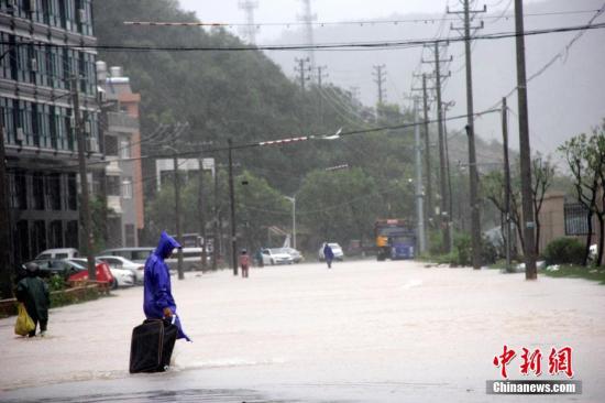 台风“利奇马”造成417万人受灾 国家防总部署防范工作