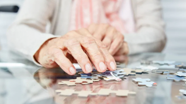 新研究：早退休会增加过早死亡的风险