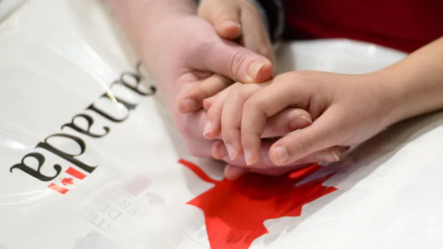 加拿大政府推迟父母团聚移民项目