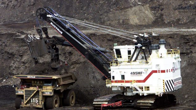 经济学家：油价过低是泰克资源公司放弃油砂矿项目的主要原因