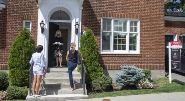 加拿大8月房屋均价同比大升近2成