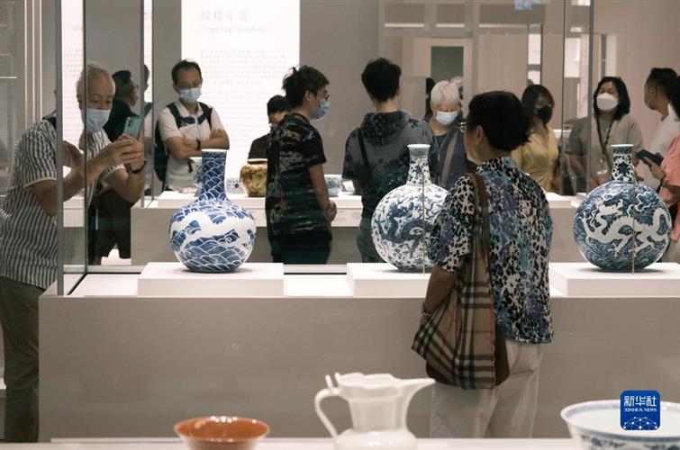 香港故宫文化博物馆正式对公众开放参观