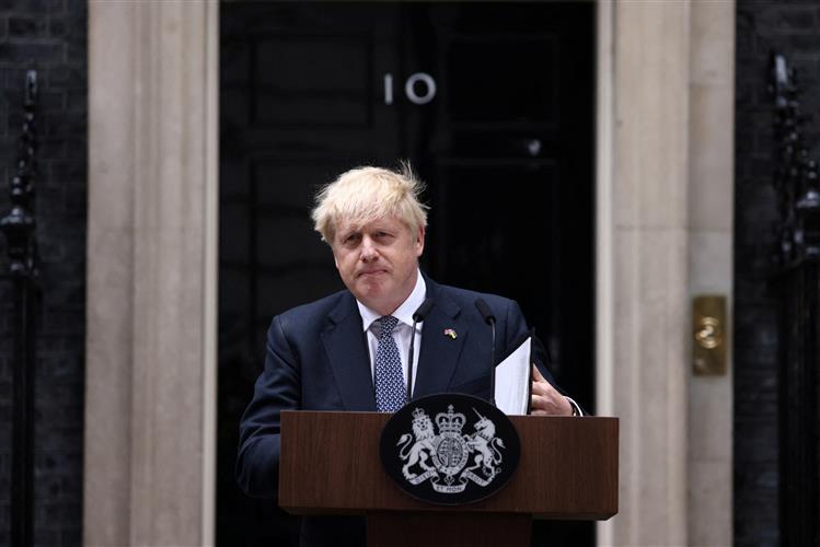 当地时间2022年7月7日，英国伦敦，英国首相鲍里斯·约翰逊在唐宁街10号正式宣布辞去保守党领袖的职务。 澎湃影像 图