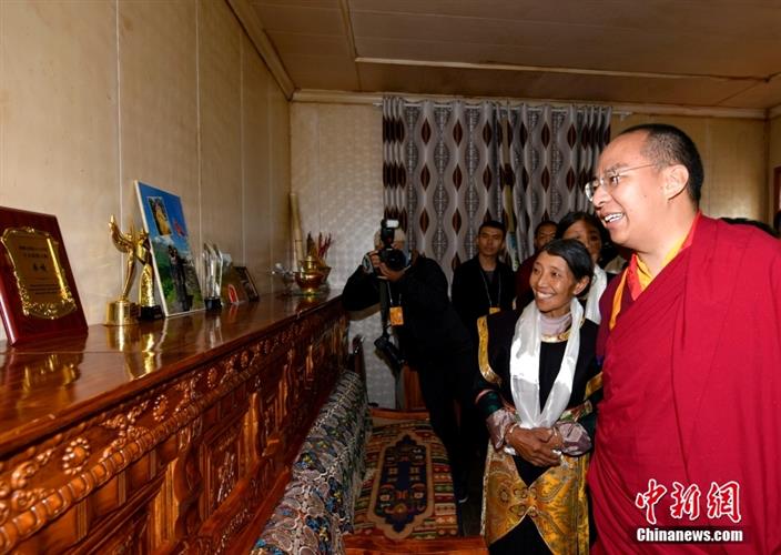 点击进入下一页