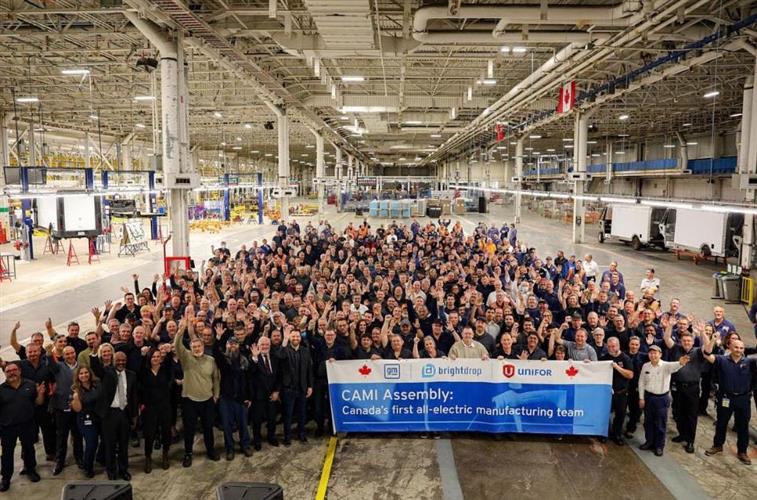 优良就业、清洁空气和强劲经济：加拿大启动首个全规模电动汽车生产线