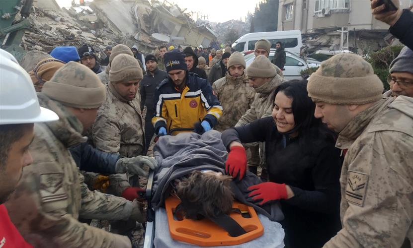 土耳其军队周三救出一名10岁女孩。 美联社