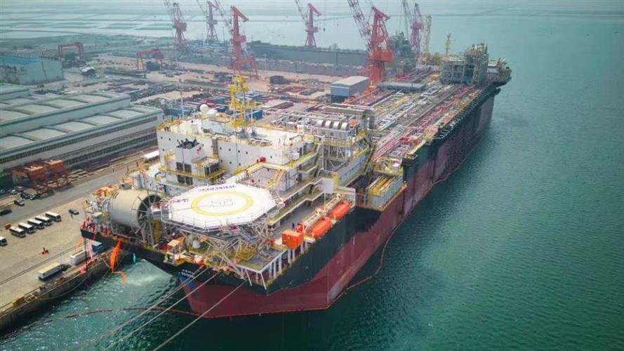 海洋油气投资高景气，中国船厂交付“世界之最”海上超级工厂