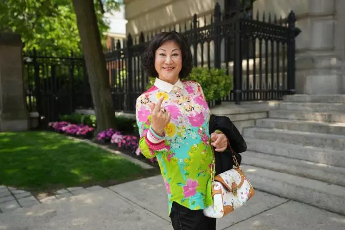 华裔女富豪在加资产全曝光 被指不足以拿下Hudson’s Bay