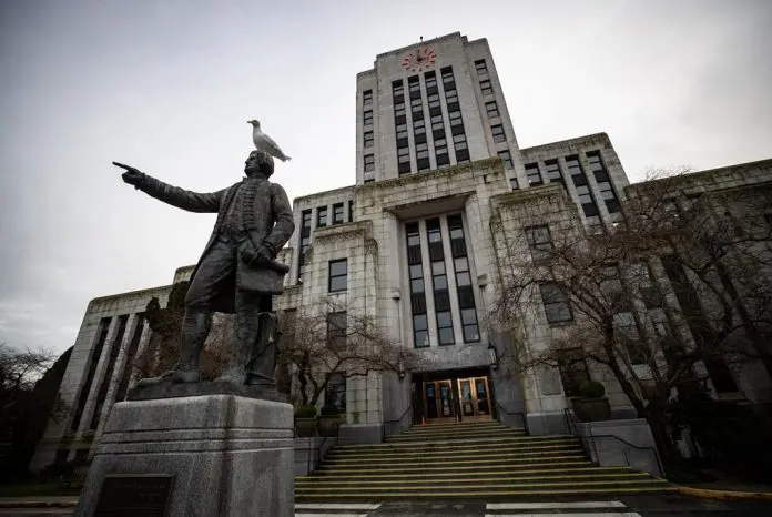 BC省市选：8人将角逐温哥华市长选举 沈观健挑战大