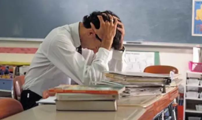 恐怖学生越来越多 有BC省教师称遭学生殴打踢踹已成日常