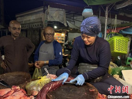 夜访沙南哥市场：众生百态中感受“人间烟火味”