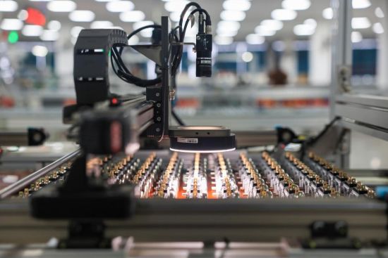 转型升级加速，激活发展动力新引擎