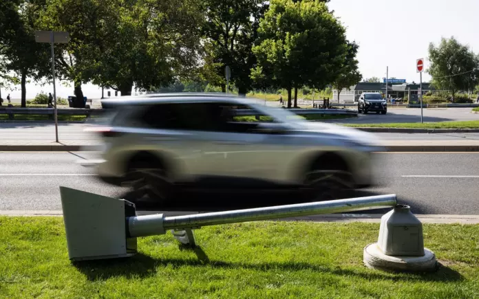 多伦多测速相机超速罚单门槛首次披露