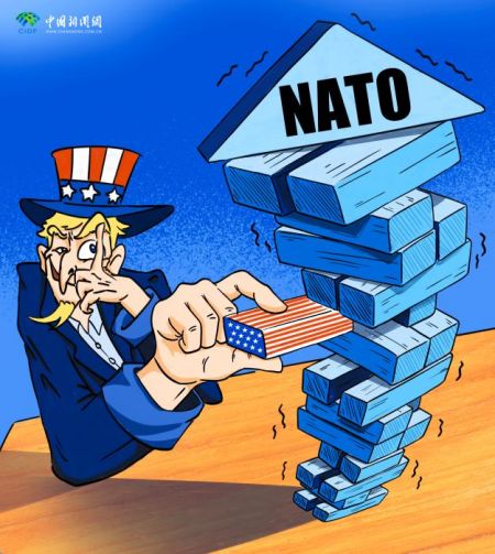 美国威胁下的“错位”北约 | 新漫评