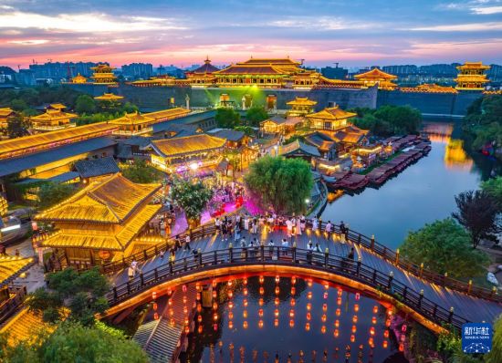 暑期出游正当时二