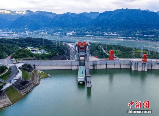 三峡升船机累计客运量突破200万人次