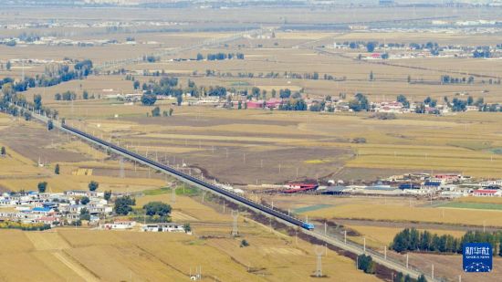 夏天不开空调开车真的能省油吗？