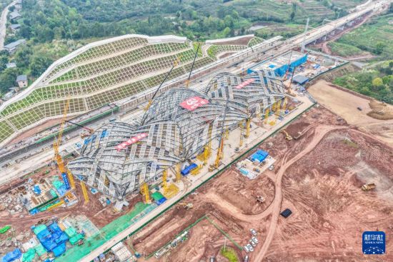 成渝中线高铁建设有序推进