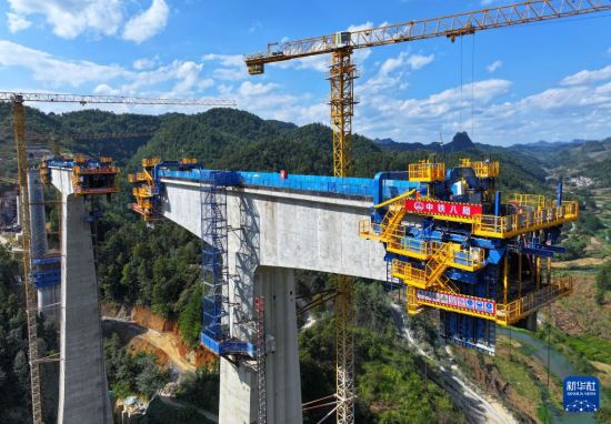 黄百铁路六志河特大桥建设稳步推进