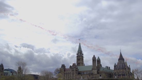 报告：卡尼放弃对美反制关税严重损害联邦财政，赤字恐飙至新高