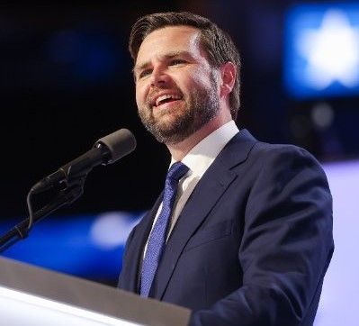 美副总统罕见开炮：加拿大移民太疯狂，生活水平下滑自找的！