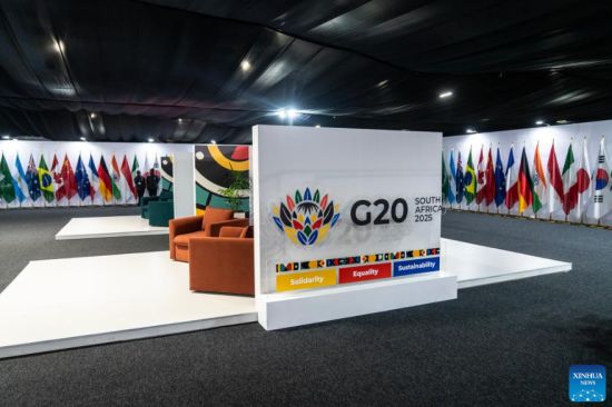 大手笔！加拿大宣布向抗击传染病的全球基金捐赠10亿加元