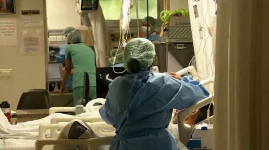 疫情警报升级! 加拿大流感病例一周激增50%, 三毒株同时爆发!