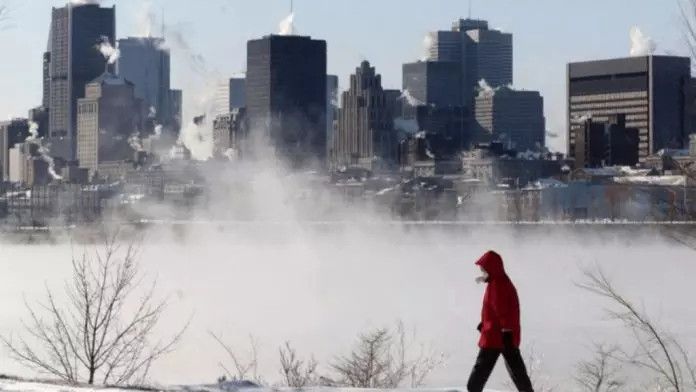 加拿大收紧移民政策 人口出现史上最大降幅