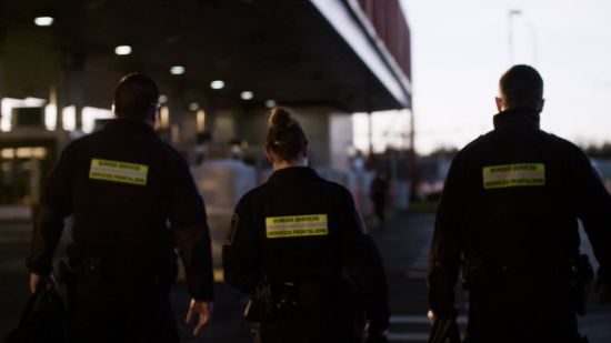 从任人唯亲到性骚扰，加拿大边境局雇员去年曝出200多宗违规案