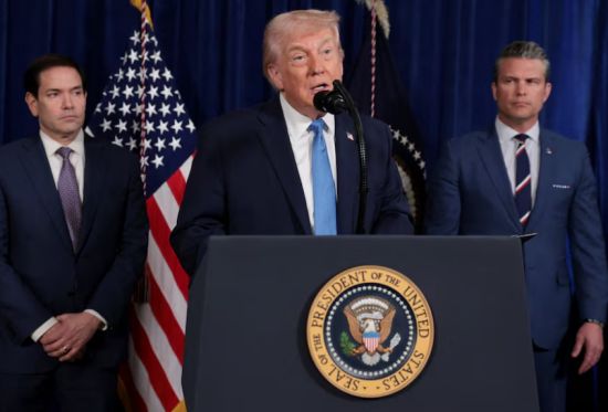 特朗普向反对美国控制格陵兰岛8个国家征10%关税，不含加拿大