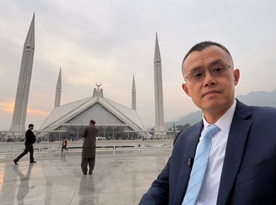 加拿大华人首富财富已超过比尔·盖茨，跻身“千亿美元俱乐部”