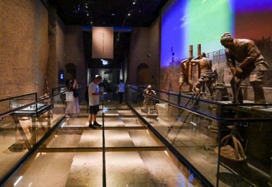 千年铁脊绘锦绣——解码“晋阳名城”太原的文化自信样本