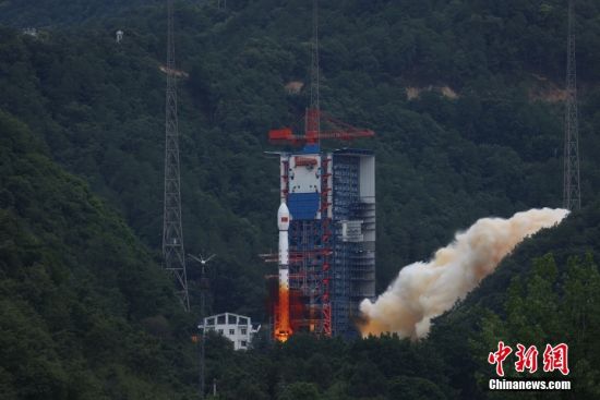 中国成功发射试验二十八号B星01星