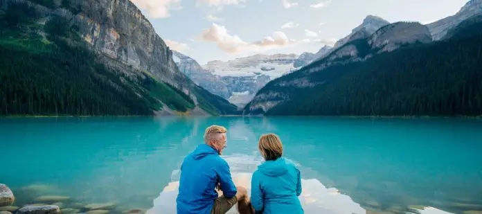 世界十大清幽度假胜地 加拿大两地上榜 湖光山色举世赞叹