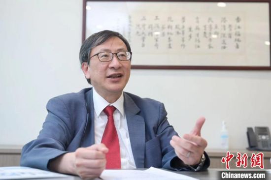 香港教大校长谈增进青年身份认同：深化“知情意行”