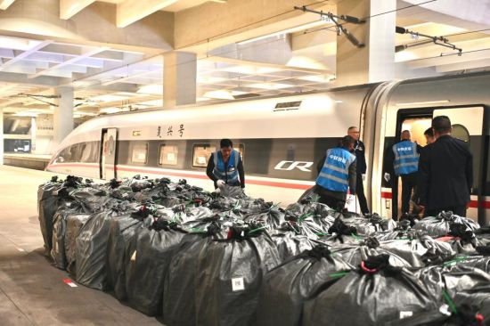 华中地区与粤港澳大湾区新添高铁快运线路