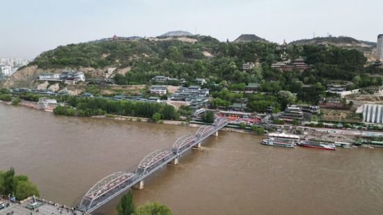 大河之城 向“新”图强