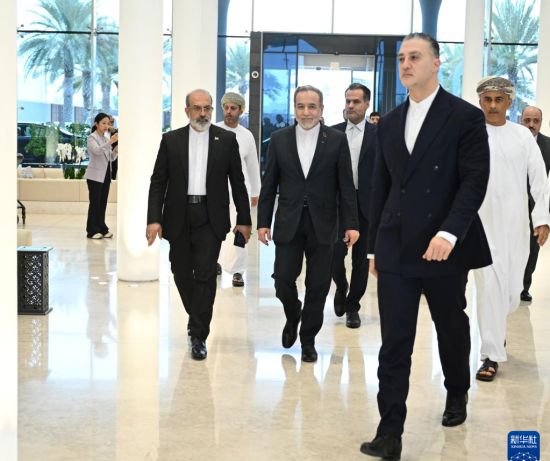 伊美谈判“暂时”结束 伊朗外长称开局良好