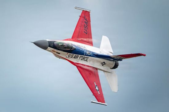 CNE出现巨大变化：美国F-16战机因政治紧张退出多伦多空展